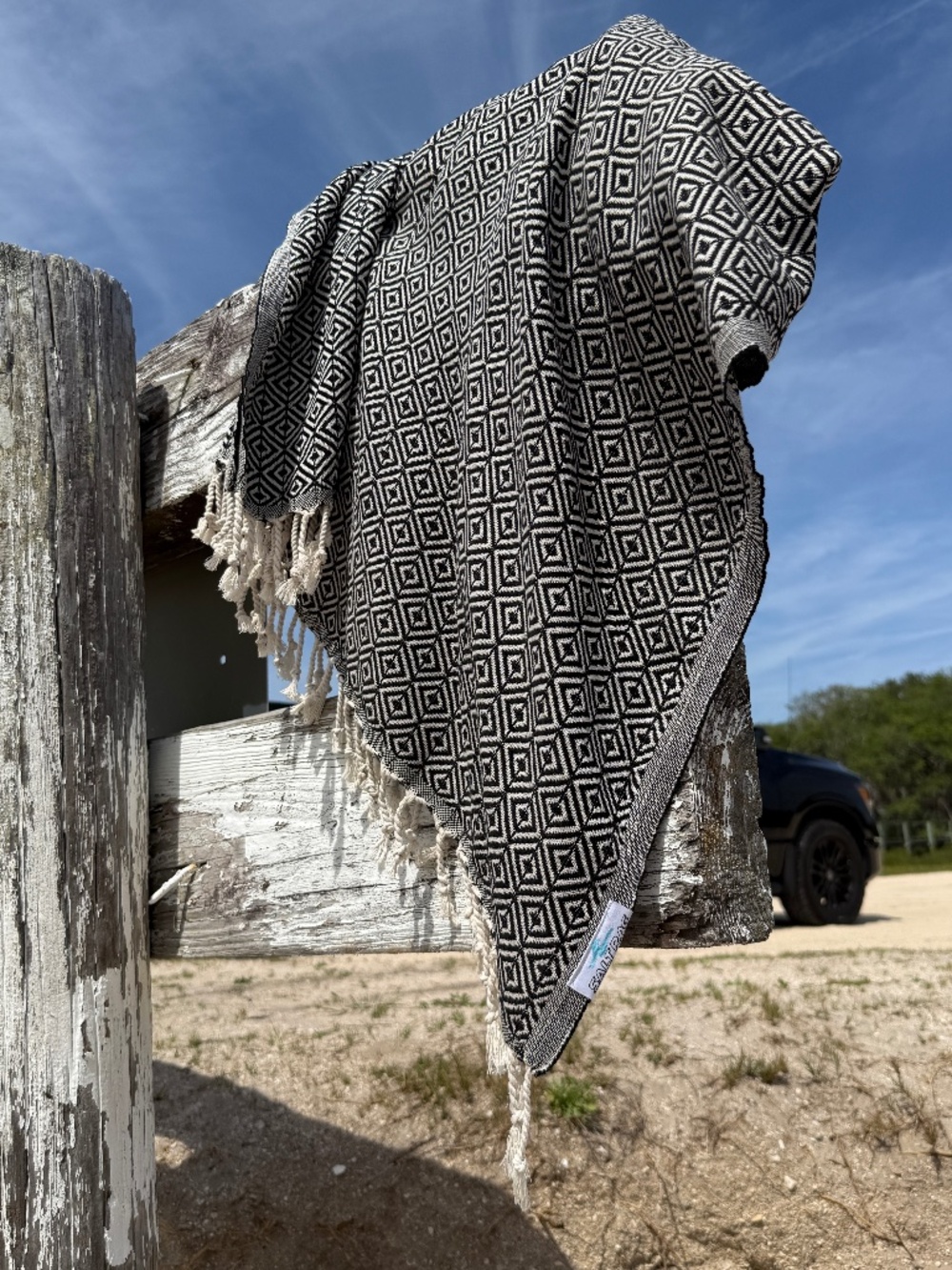 Sandbar Rag Black — Salt Rag™ Sand-Resistant Turkish Beach Towel